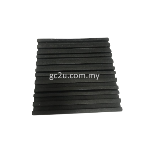 RUBBER PAD 4" X 4"